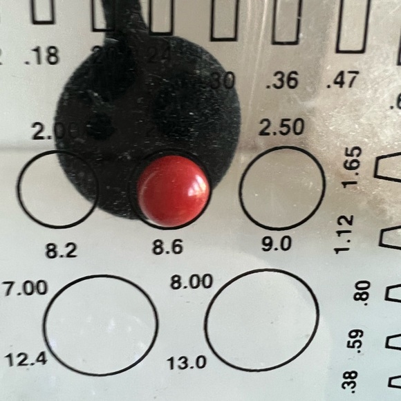 Vintage sea coral vibrant colored 14 karat yellow gold pearl earrings - Picture 6 of 14